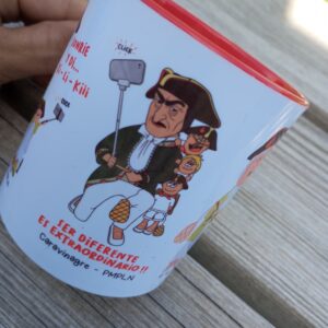 Taza Kiliki Caravinagre y Verrugas